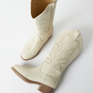 Fabkids Cream Cowboy Boots